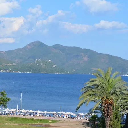 Gold Butik 酒店 马尔马里斯