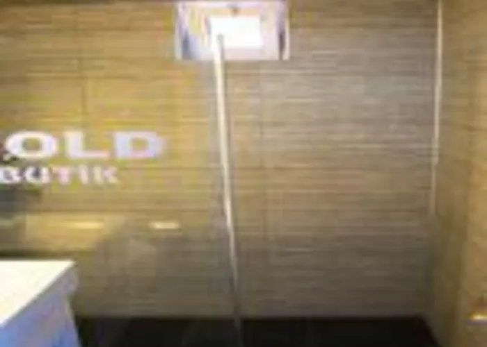 Отель Gold Butik 3*