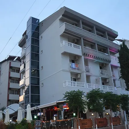 Gold Butik 3* 马尔马里斯